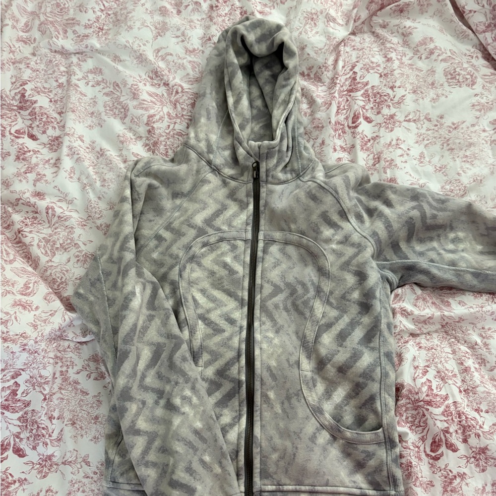 lululemon full zip fitted scuba jacket